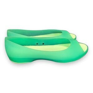 Crocs‎ Green Open-Toed Women's Flats Size 7